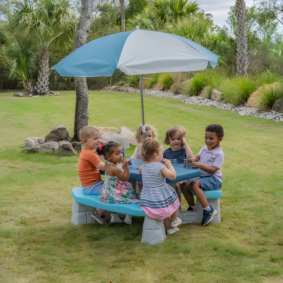 Step 2 Sun &amp; Fun Picnic Table With Umbrella