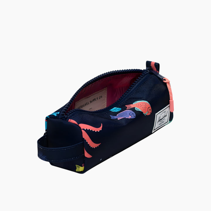 Herschel  STLMNT CAS 600D POLY INTOTHESEA