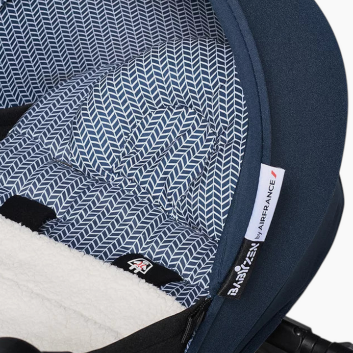 STOKKE YOYO³ Air France Special Edition newborn color pack in navy blue