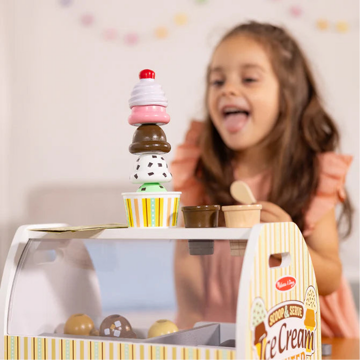 Melissa &amp; Doug Scoop &amp; Serve Ice Cream Counter