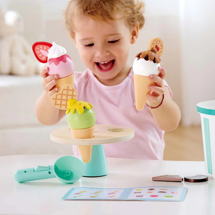 Hape Scoop &amp; Serve Ice Cream Set