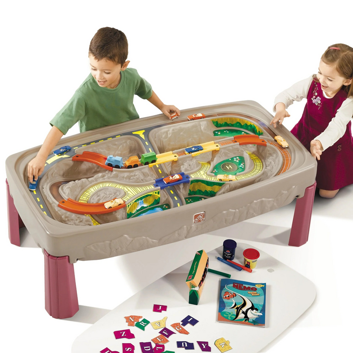 Step 2 Deluxe Canyon Road Train &amp; Track Table