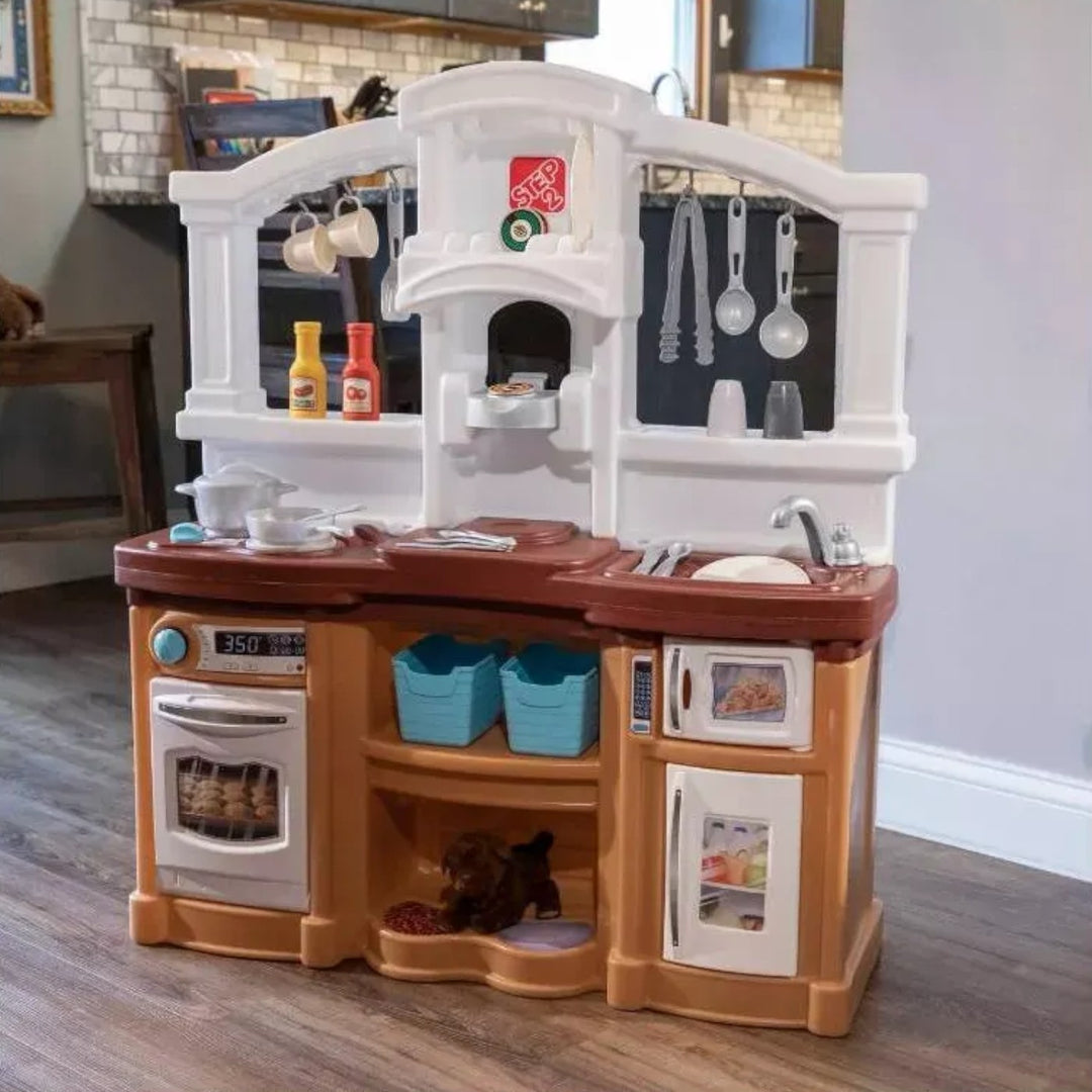 Step2 Fun With Friends Kitchen Set
