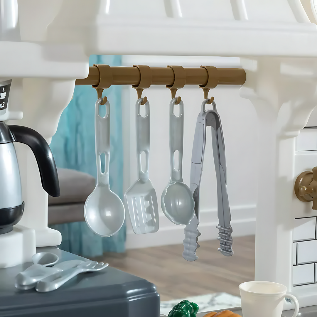 Step 2 Gilded Gourmet Kitchen - 21Pc 75.946X245.11X271.018Cm
