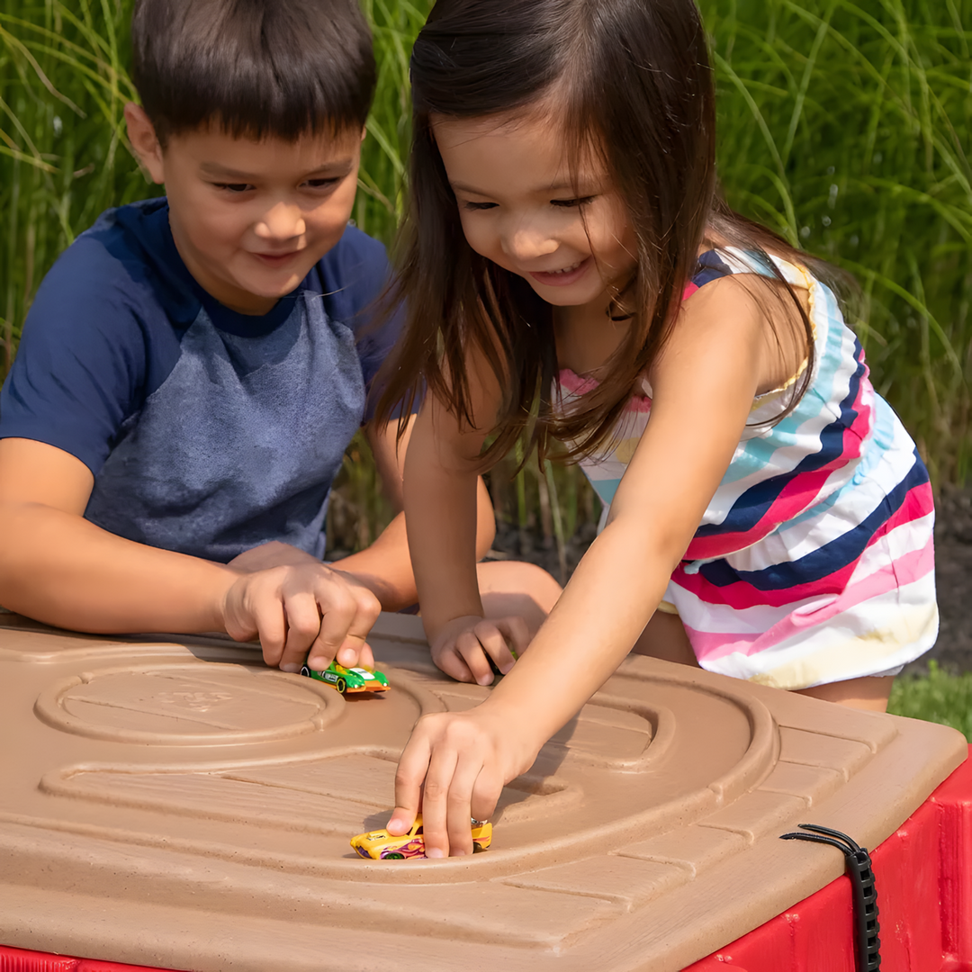 Step 2 Naturally Playful Sand Table