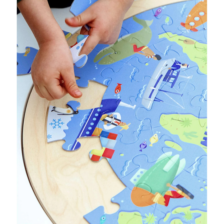 Stokke Mutable™ puzzle with large, colorful pieces