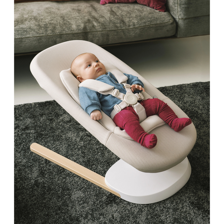 Stokke® Yoga™ Baby Bouncer &amp; Swing - HUNA