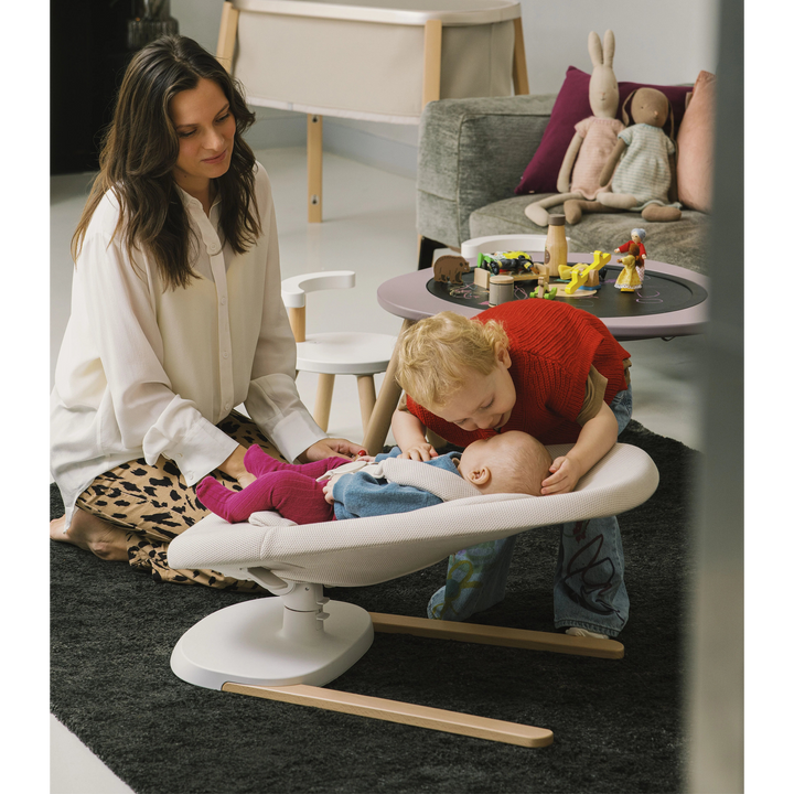 Stokke® Yoga™ Baby Bouncer &amp; Swing - HUNA