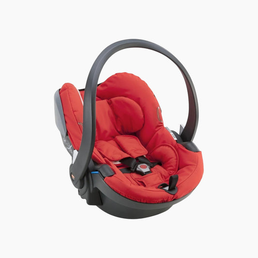 Stokke® iZi Go Modular™ by BeSafe® Red