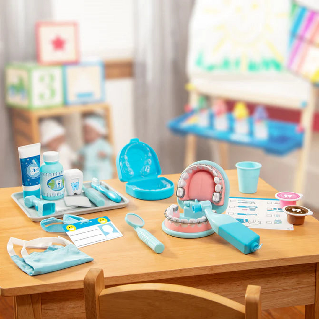 Melissa &amp; Doug Super Smile Dentist Play Set