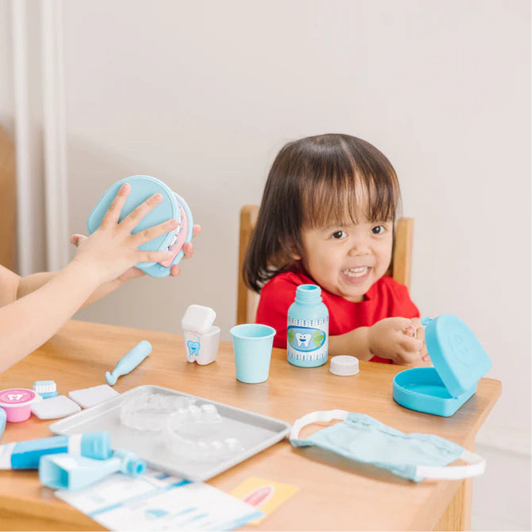 Melissa &amp; Doug Super Smile Dentist Play Set