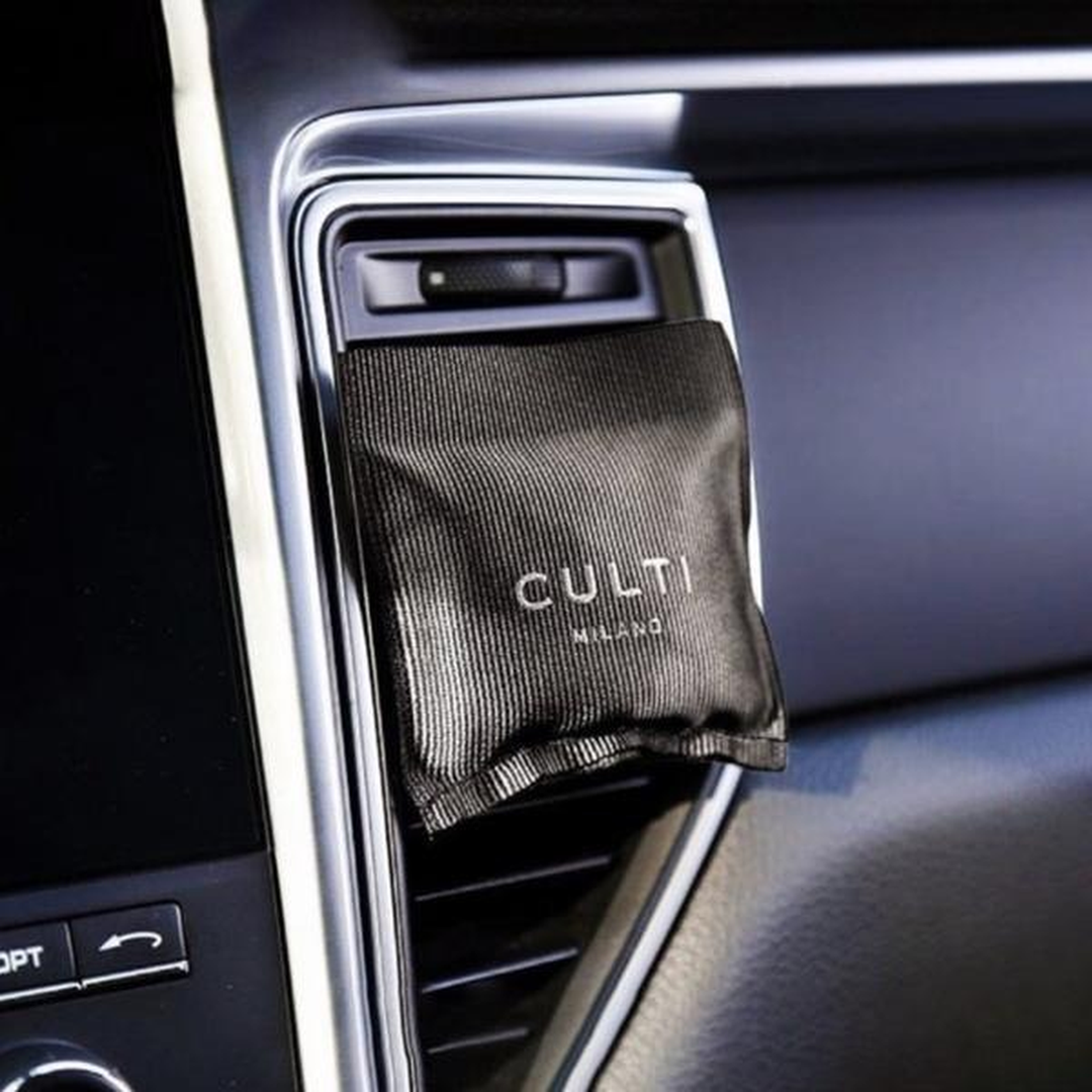 Culti Milano car sachet with magnetic fastening