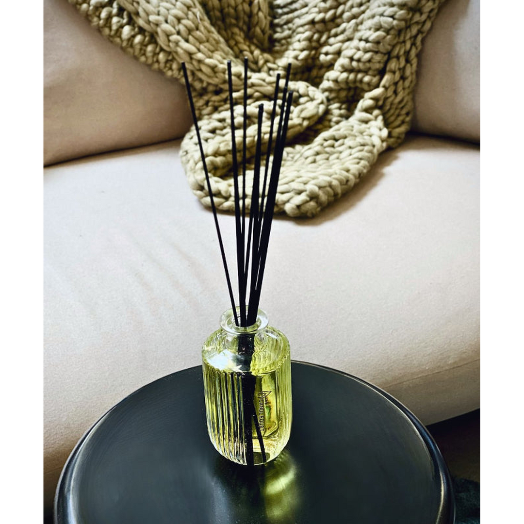 The Candle Dust Reed Diffusers Breeze - 500 mL