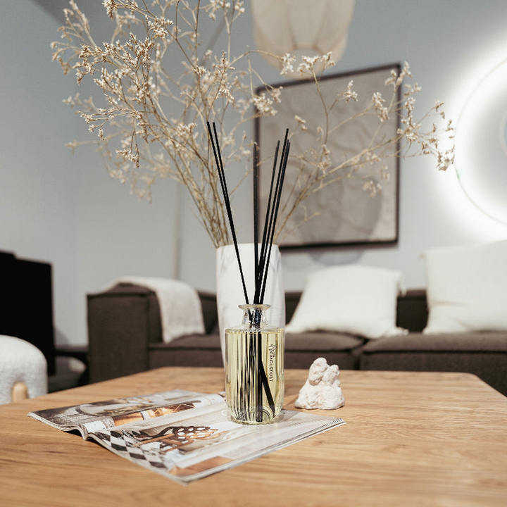 The Candle Dust Reed Diffusers Champagne Rhubarb - 500 mL