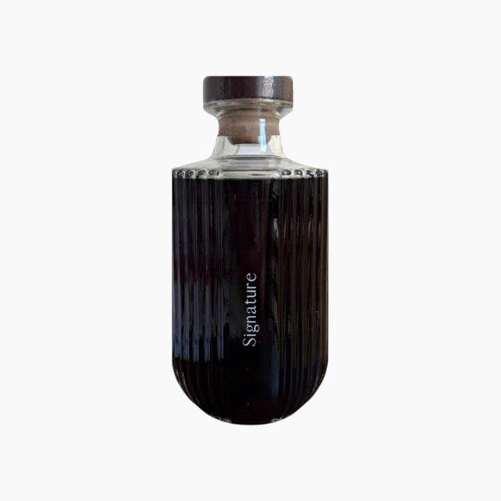 The Candle Dust Reed Diffusers Signature - 500 mL