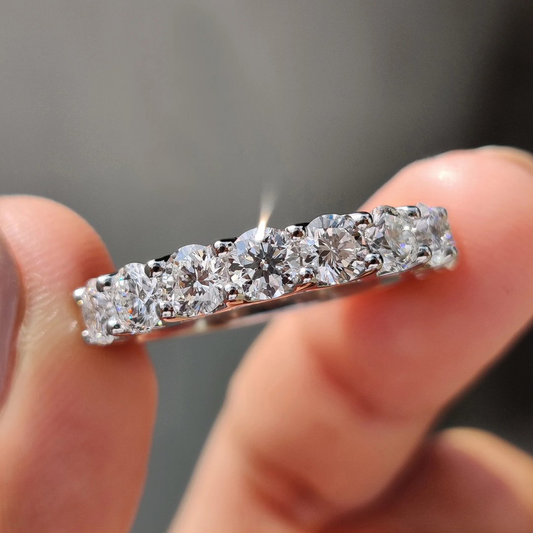 Illumine Gold The Sera Band Ring