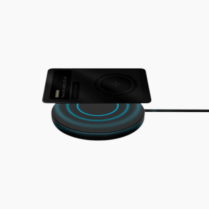 UNIQ Atlas NFC card tracker with integrated digital business card
