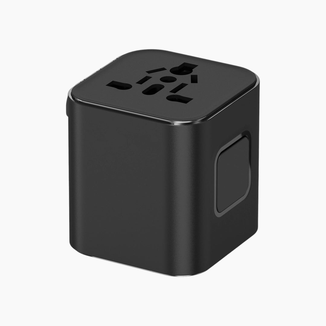 WIWU Wi-UA005 universal plug adapter with 2500W capacity