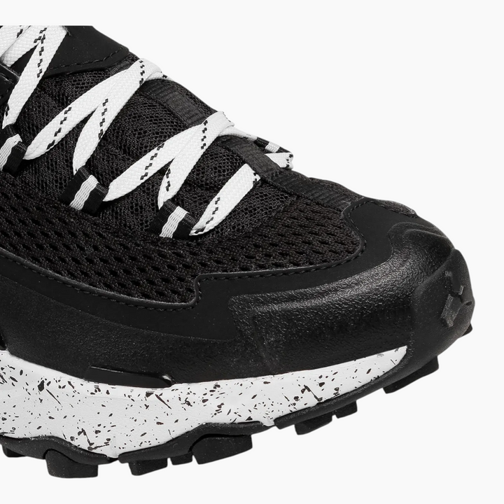 The North Face Vectiv Taraval Athletic Shoes