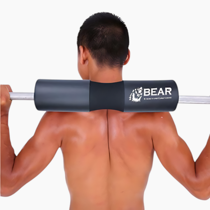 Weightlifting pad for shoulder and hip protection