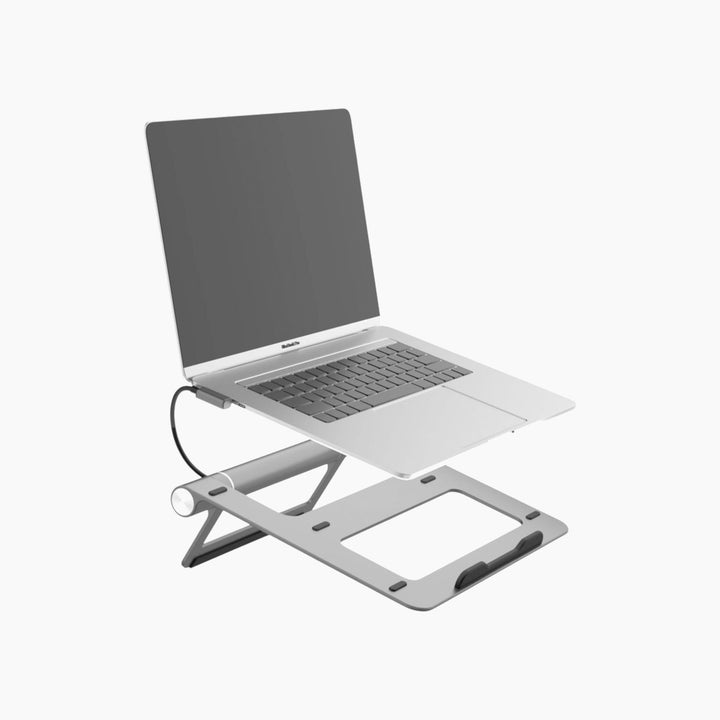 WiWU A821CH laptop stand with integrated docking station