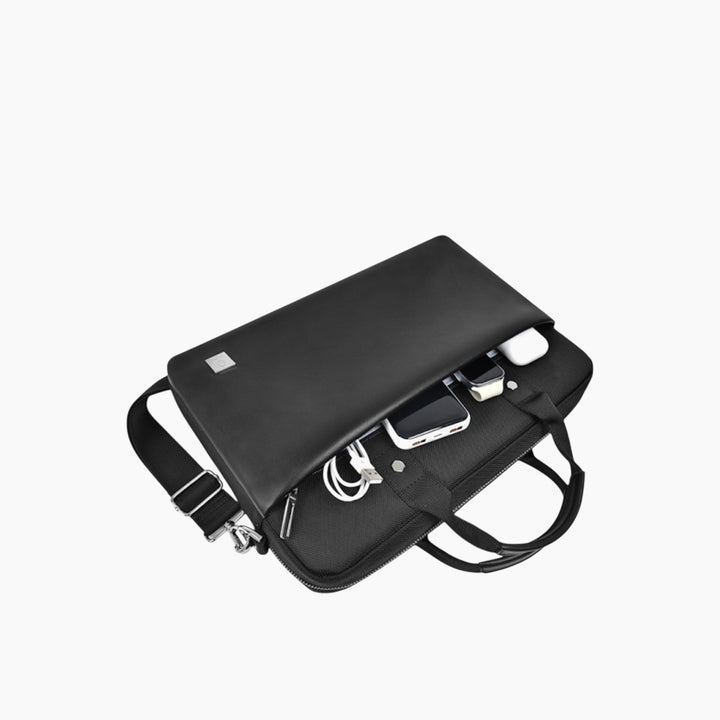 WiWU Hali laptop bag with shoulder strap and front pocket