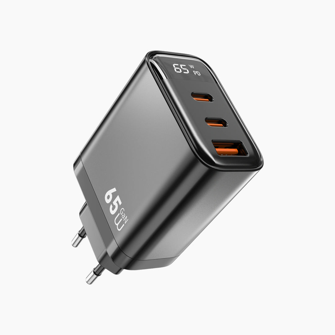 WiWU Wi-G012 EU Firefly GaN fast charger adapter with dual Type-C and one USB-A port