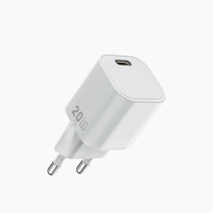 WiWU Wi-G014 20W fast charger adapter with durable PC fireproof material