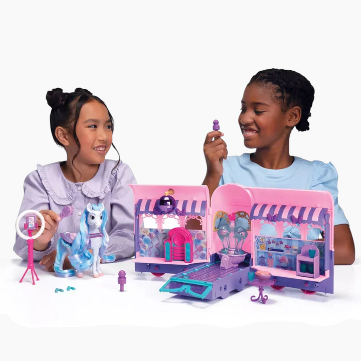 Spin Master Wild Manes Perla Clubhouse Trailer Playset - 45.09 X 13.46 X 30.48 Cm