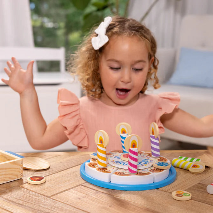 Melissa &amp; Doug Wooden Birthday Cake Play Set