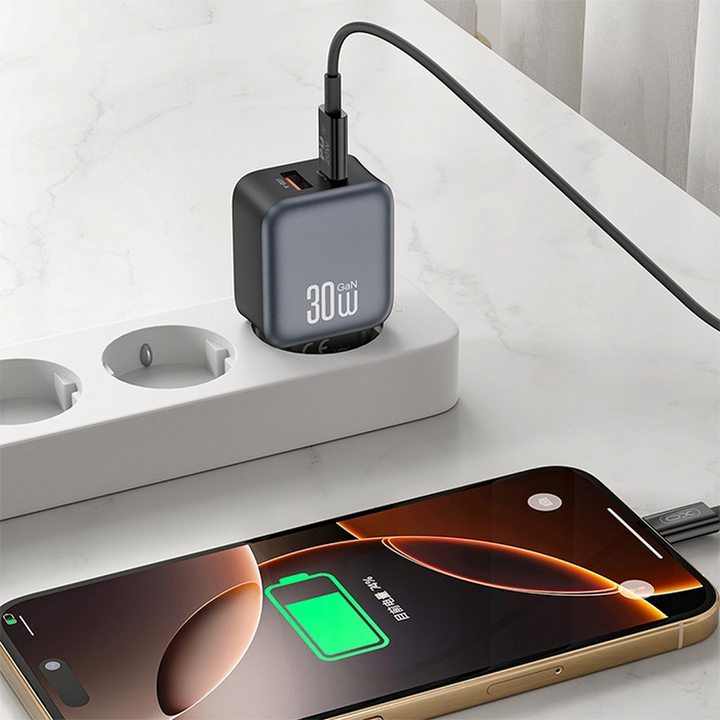 XO 30W USB-C + 18W USB GaN Adapter