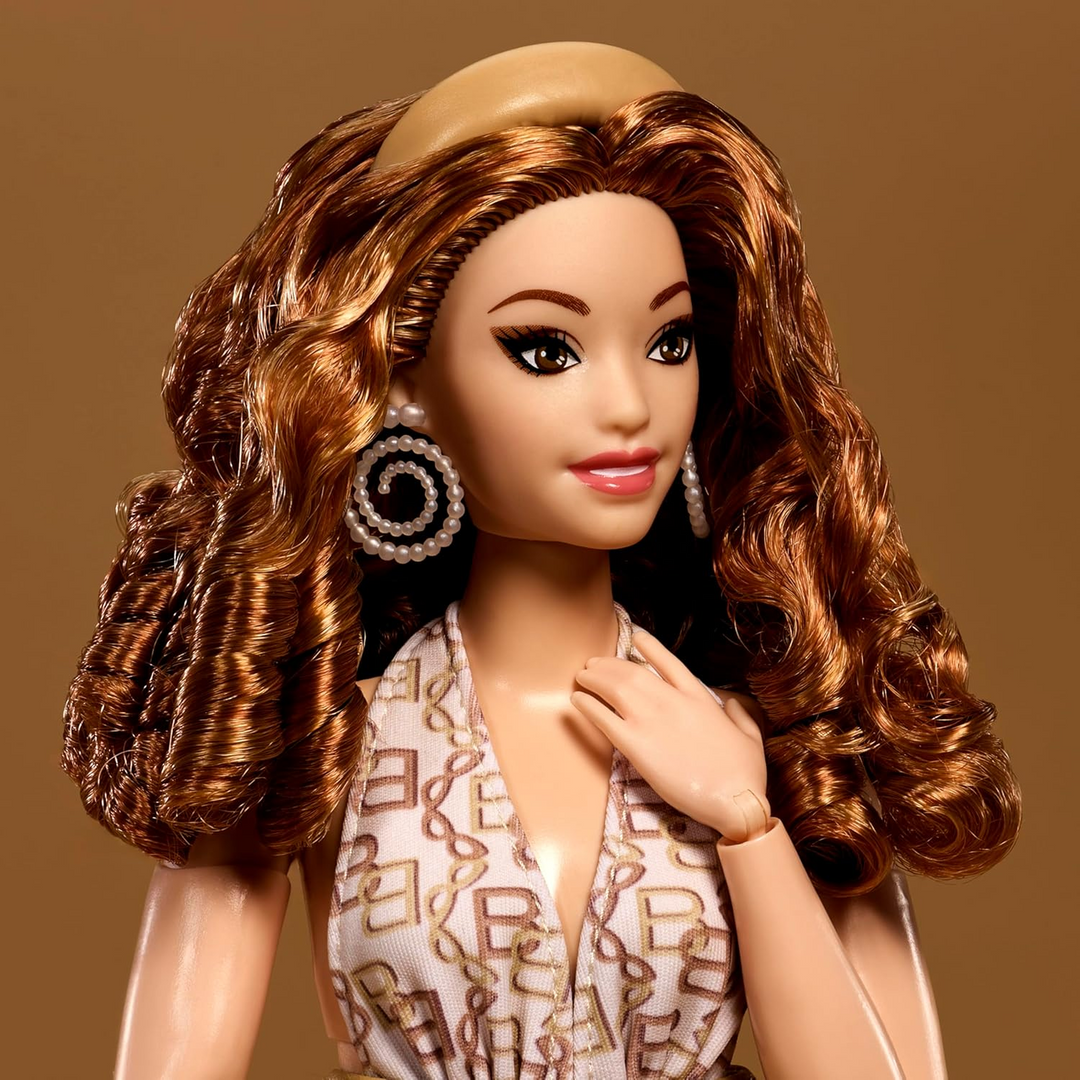 YouCreateBarbieBasics_WhiteAndCurvy__4_framed - HUNA