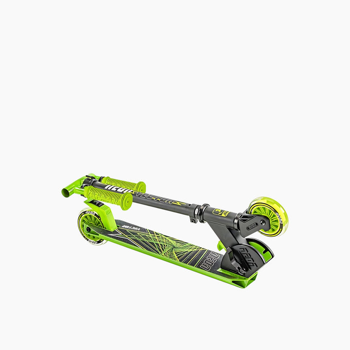 Yvolution Green Self-Propelled Vector 2020