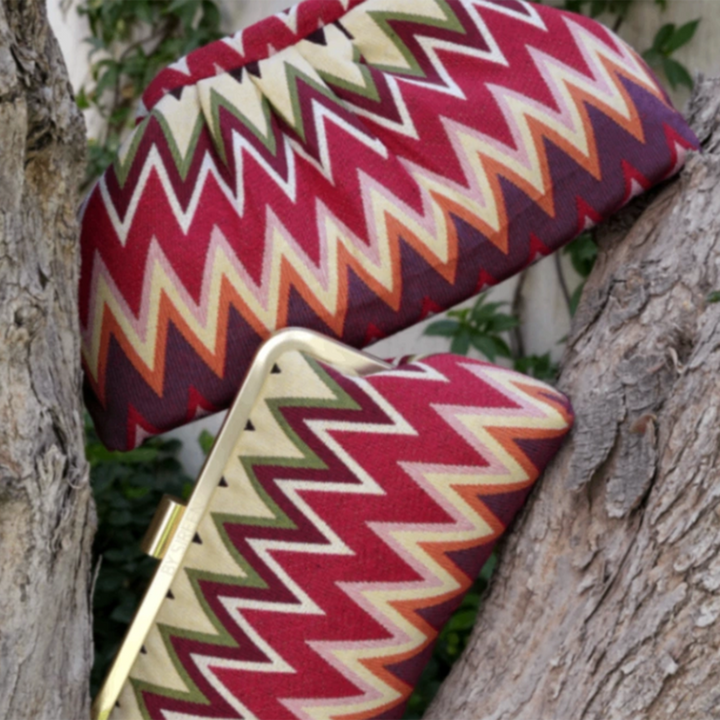 Zigzag Clutch