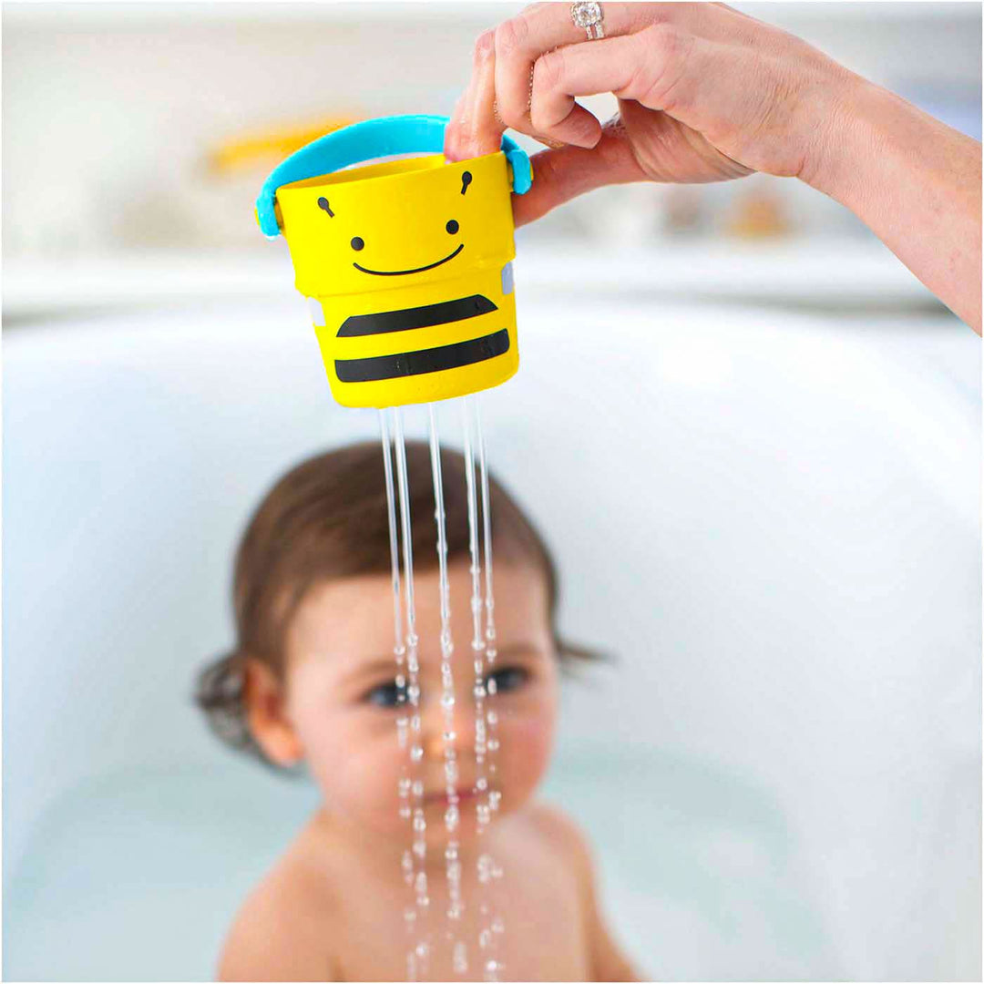 Skip Hop Zoo Stack &amp; Pour Buckets Bath Toy