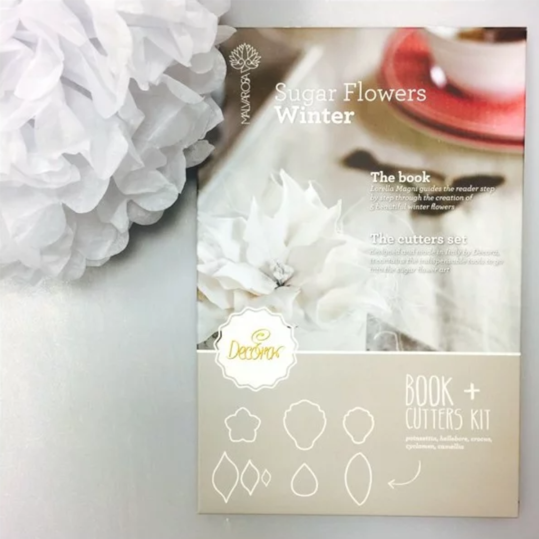 Decora Winter Book with 8 Cutters