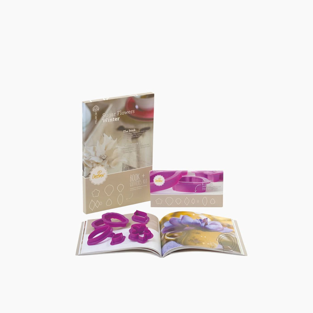 Decora Winter Book with 8 Cutters