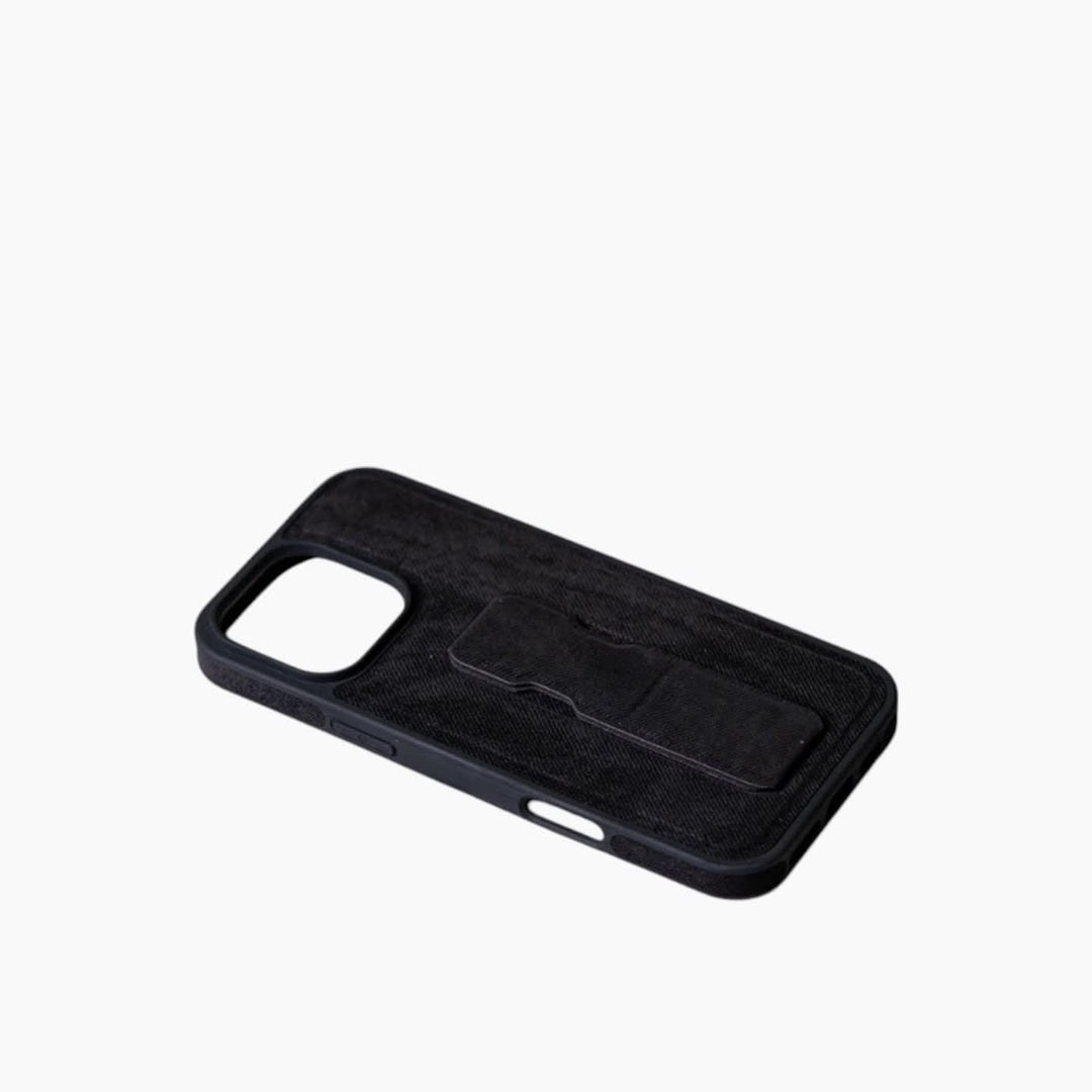 Catchy Jo iPhone 15+16 Series Case