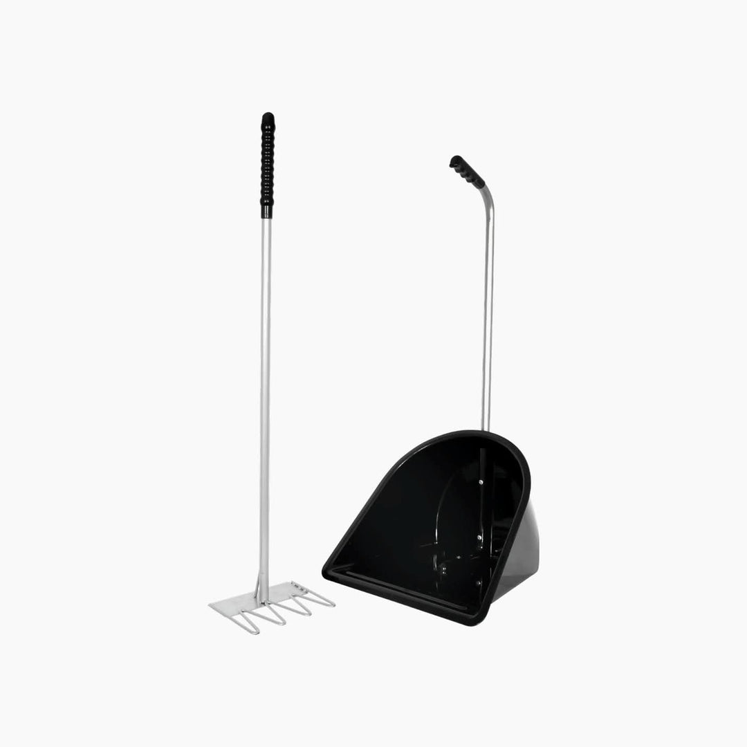 Manure scoop and rake set in blue
