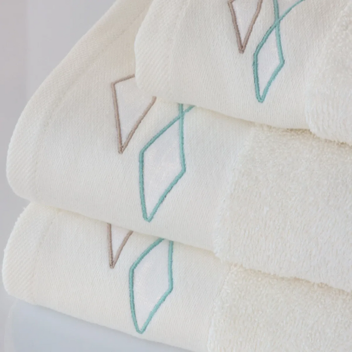 Nova Home Celine Towel