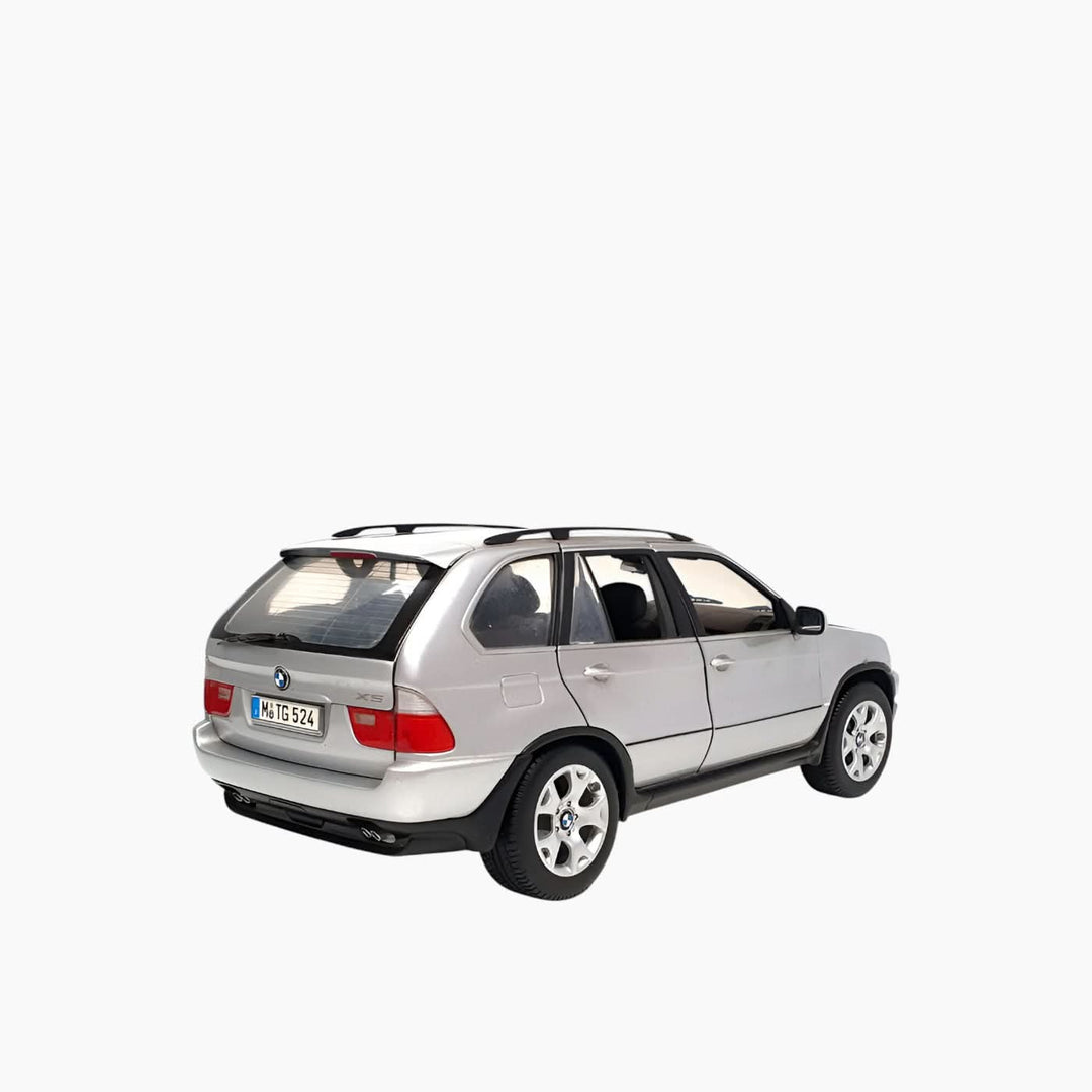 Kyosho BMW X5 E53 Model Car - HUNA